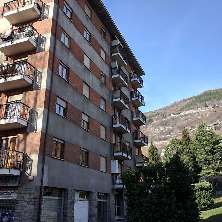 Casa Della Nonna Per Voi Parcheggio Gratuito Condizionatore Portatile Cir 0052 Aosta Eksteriør billede